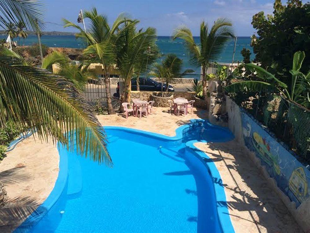 Hotel El Viejo Pirata Boca de Yuma エクステリア 写真
